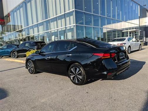 2022 Nissan Altima 2.5 SL