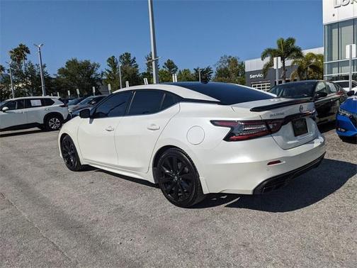2023 Nissan Maxima SR