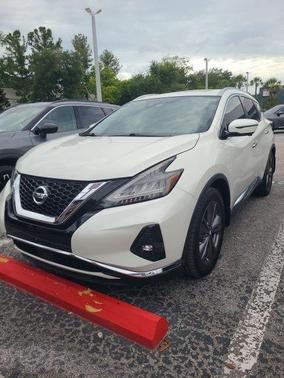 White 2020 Nissan Murano Platinum