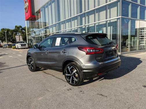 2022 Nissan Rogue Sport SL