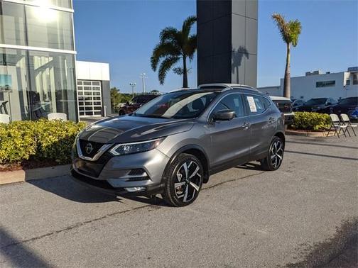 2022 Nissan Rogue Sport SL