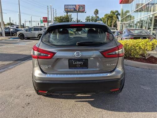 2022 Nissan Rogue Sport SL