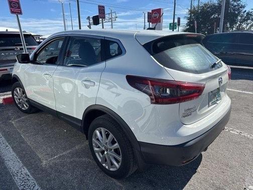 2022 Nissan Rogue Sport S