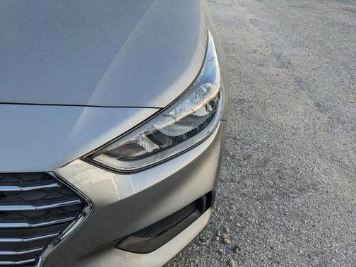 Forge Gray 2022 Hyundai Accent SE