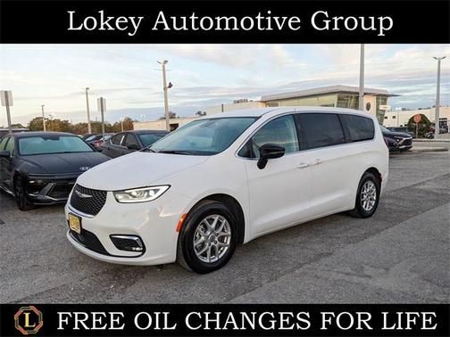 2024 Chrysler Pacifica Touring-L