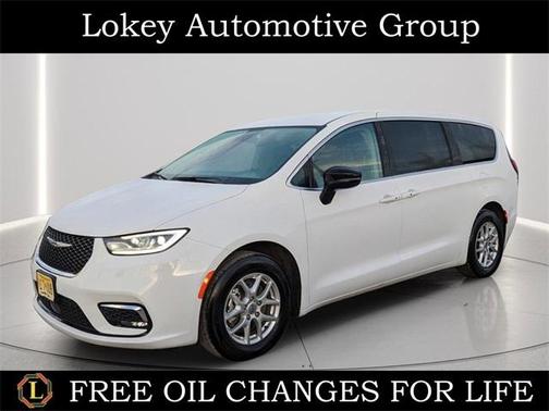 2024 Chrysler Pacifica Touring-L