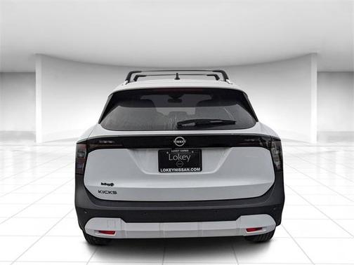 2026 Nissan Kicks SV