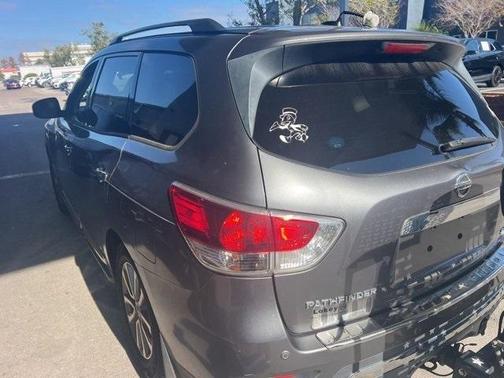 2015 Nissan Pathfinder SL