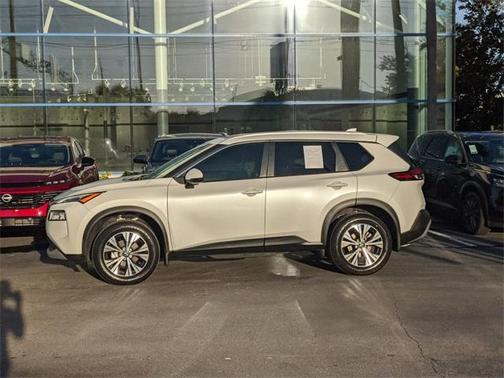 2022 Nissan Rogue SV