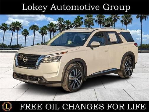 2025 Nissan Pathfinder Platinum