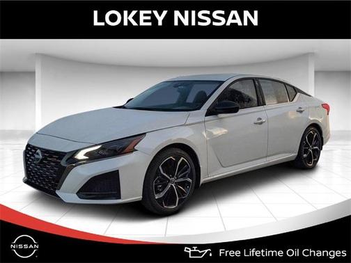 2025 Nissan Altima SR
