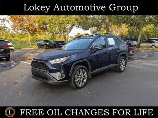 2022 Toyota RAV4 XLE Premium