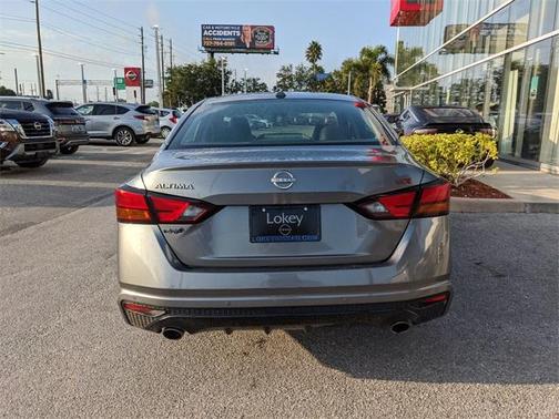 2023 Nissan Altima 2.5 SR
