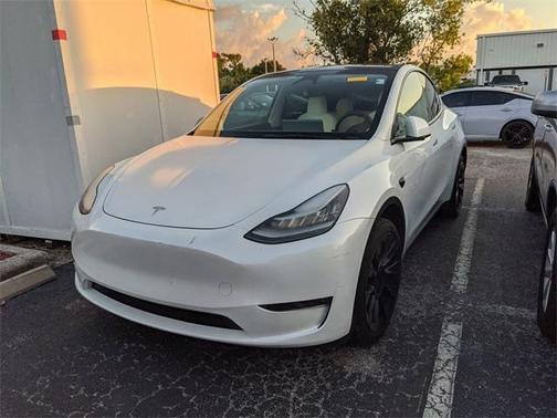 2023 Tesla Model Y Long Range