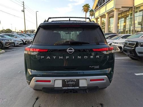 2023 Nissan Pathfinder Platinum