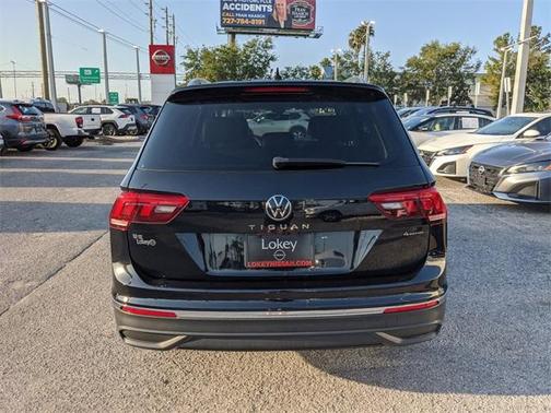 2022 Volkswagen Tiguan 2.0T SE