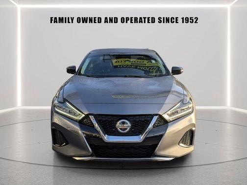 Gun Metallic 2021 Nissan Maxima SV