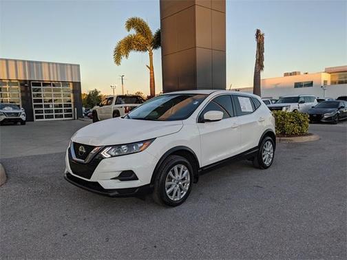 2022 Nissan Rogue Sport S