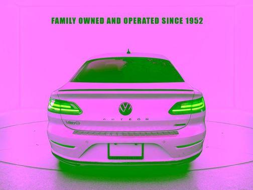 Oryx White Pearl Effect 2022 Volkswagen Arteon 2.0T SEL R-Line