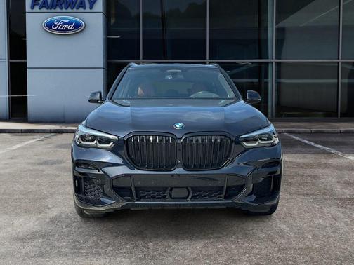 Carbon Black Metallic 2022 BMW X5 xDrive40i