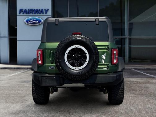 2023 Ford Bronco Outer Banks