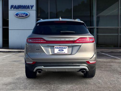 2019 Lincoln MKC Select