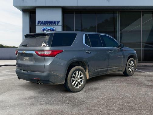 2020 Chevrolet Traverse LS