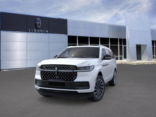 Crystal White Metallic 2025 Lincoln Navigator Black Label