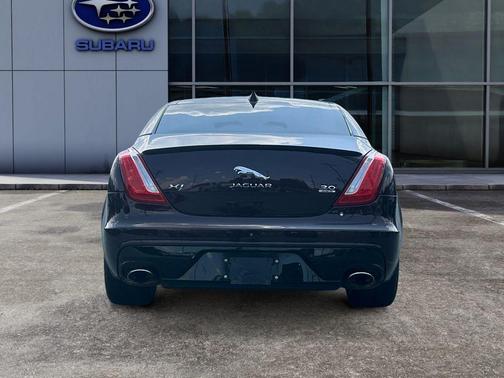 2016 Jaguar XJ XJ R-Sport
