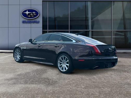 2016 Jaguar XJ XJ R-Sport