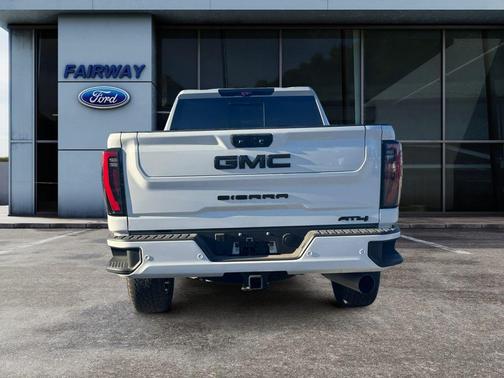 2025 GMC Sierra 2500 AT4