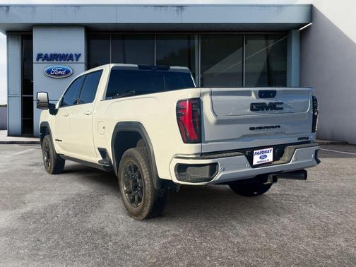 2025 GMC Sierra 2500 AT4