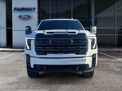 2025 GMC Sierra 2500 AT4