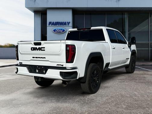2025 GMC Sierra 2500 AT4