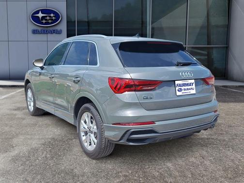 Chronos Gray Metallic 2025 Audi Q3 45 S line Premium