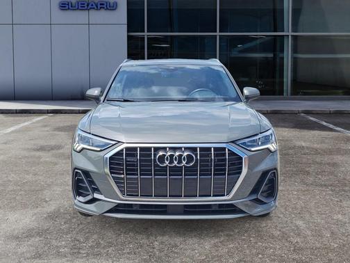 Chronos Gray Metallic 2025 Audi Q3 45 S line Premium