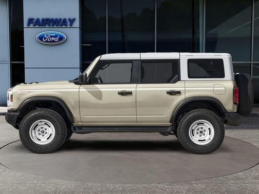 Desert Sand 2026 Ford Bronco Heritage Edition