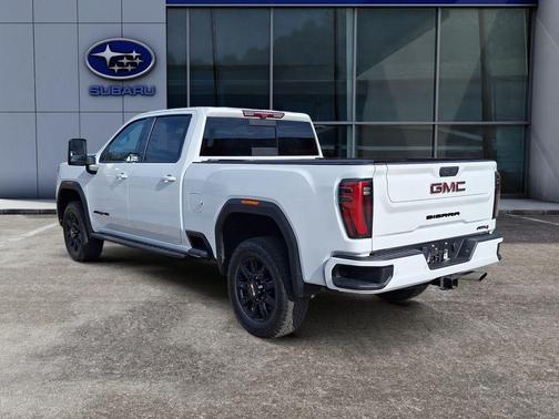 2024 GMC Sierra 2500 AT4