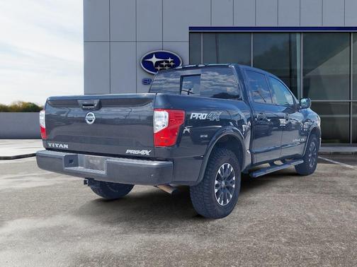 2019 Nissan Titan PRO-4X