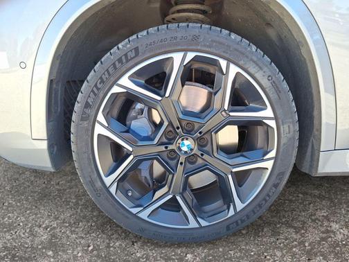 2024 BMW X1 M35i