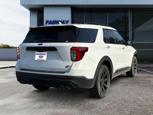 2023 Ford Explorer ST
