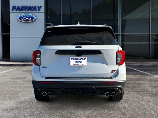 2023 Ford Explorer ST