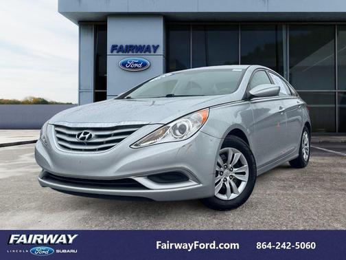 2013 Hyundai SONATA GLS