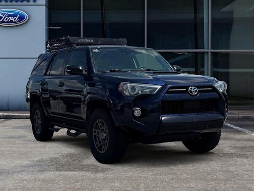 2020 Toyota 4Runner Venture