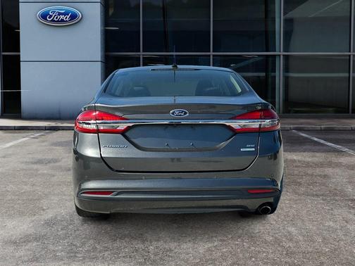 Magnetic Metallic 2018 Ford Fusion SE