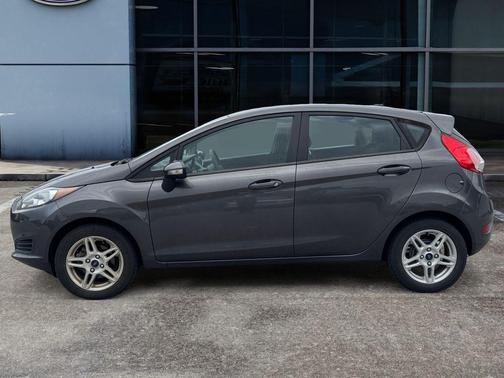 2017 Ford Fiesta SE