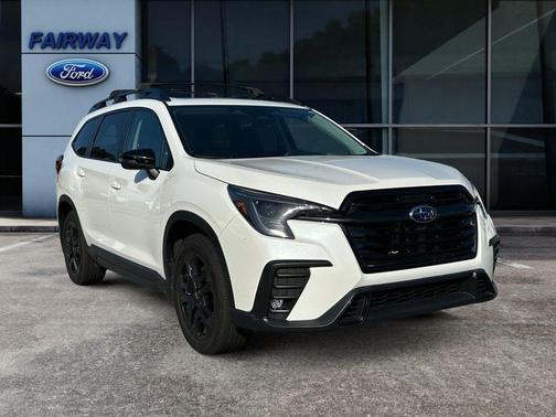 Crystal White Pearl 2023 Subaru Ascent Onyx Edition