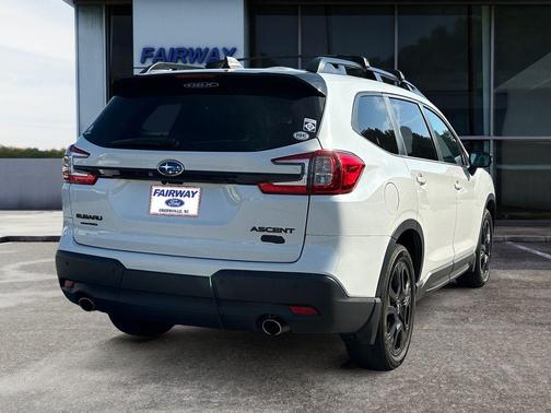 Crystal White Pearl 2023 Subaru Ascent Onyx Edition