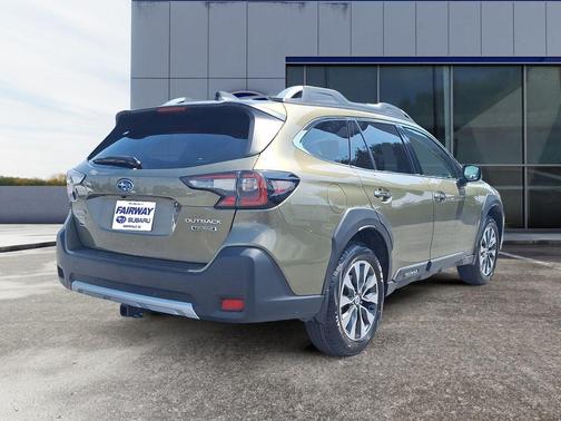 2023 Subaru Outback Touring