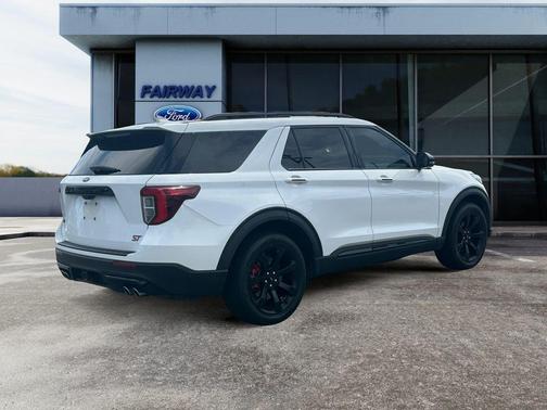 2021 Ford Explorer ST